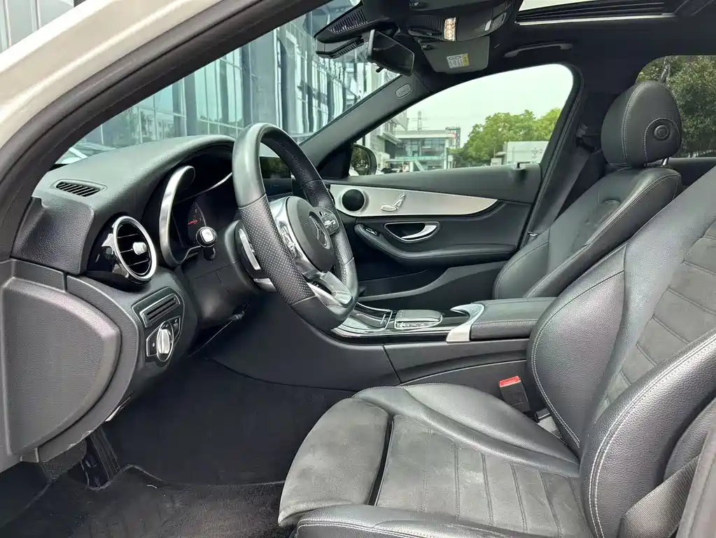 Mercedes-Benz C-Class 2018 — фото 10