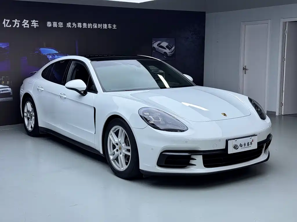 Porsche Panamera 2017 — фото 3
