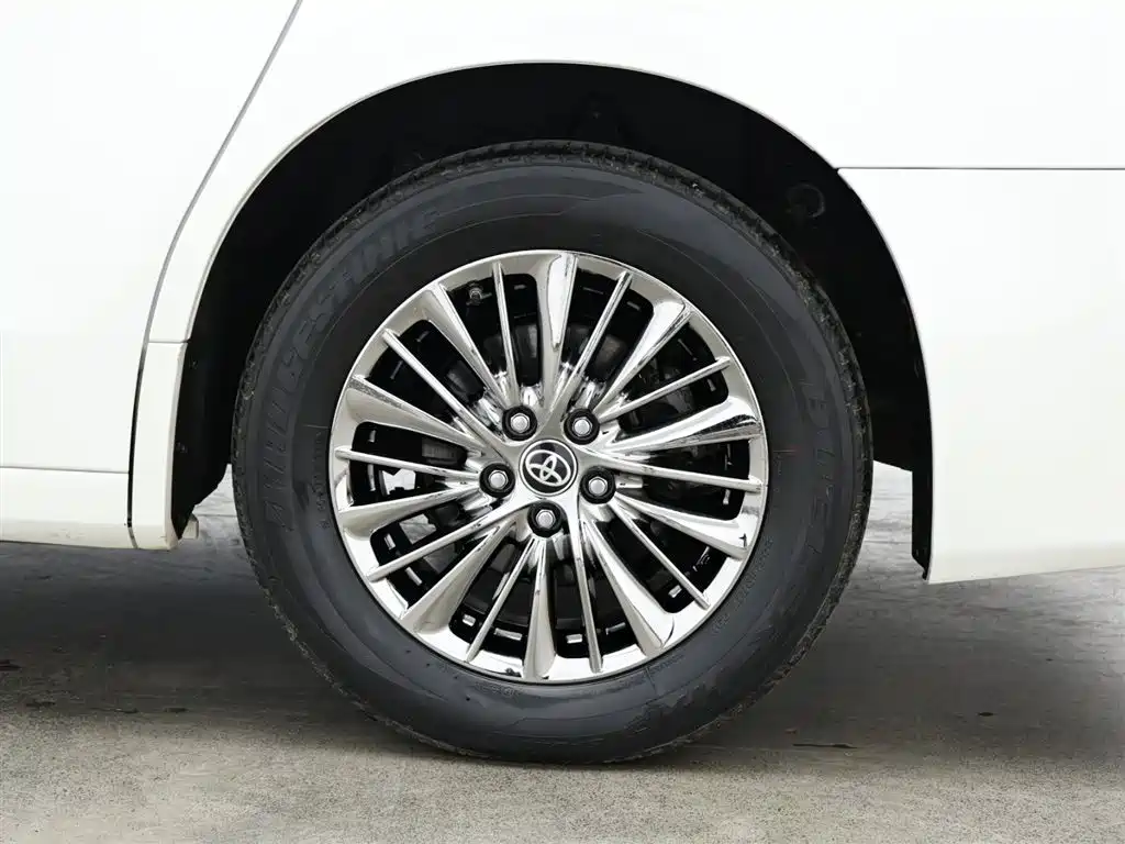 Toyota Alphard 2020 — фото 9