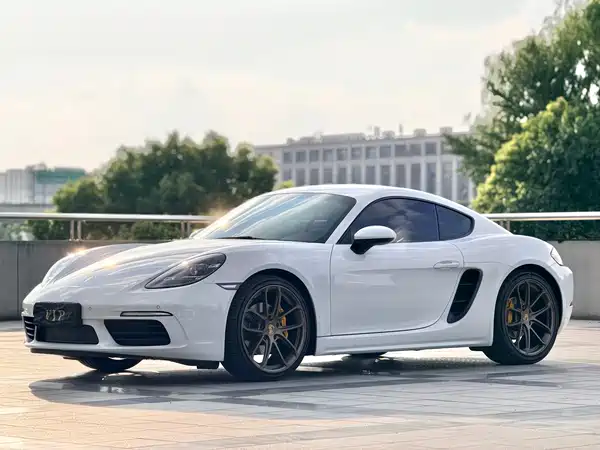 Porsche 718 2021
