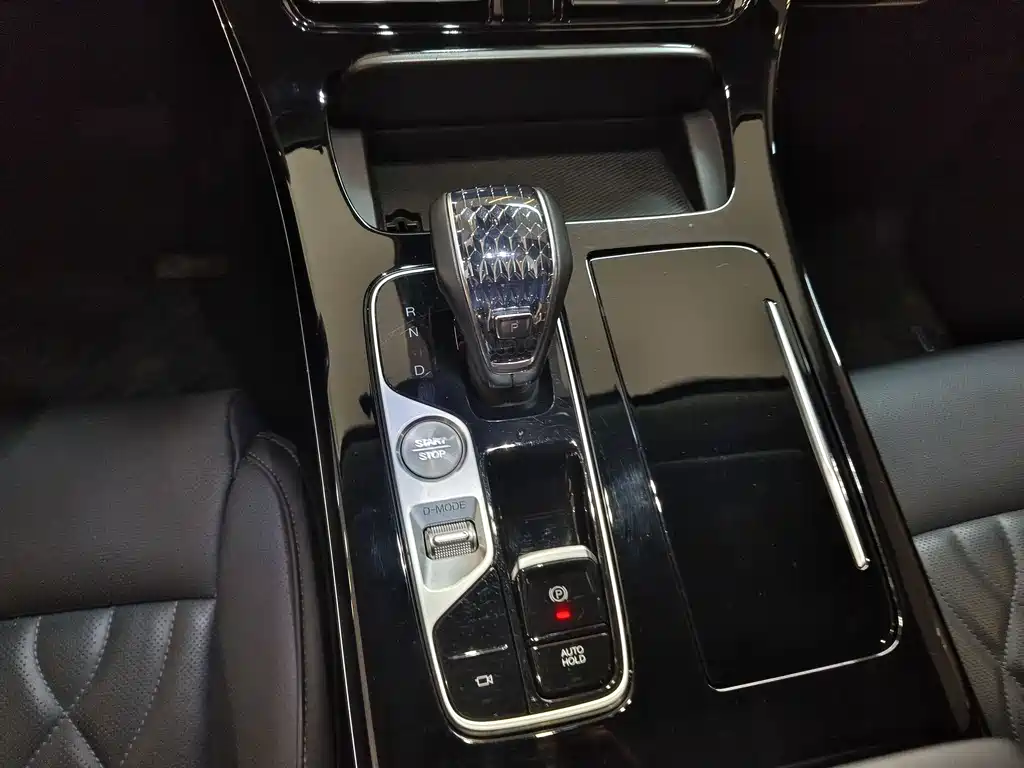GAC Motor Trumpchi M8 2024 — фото 10