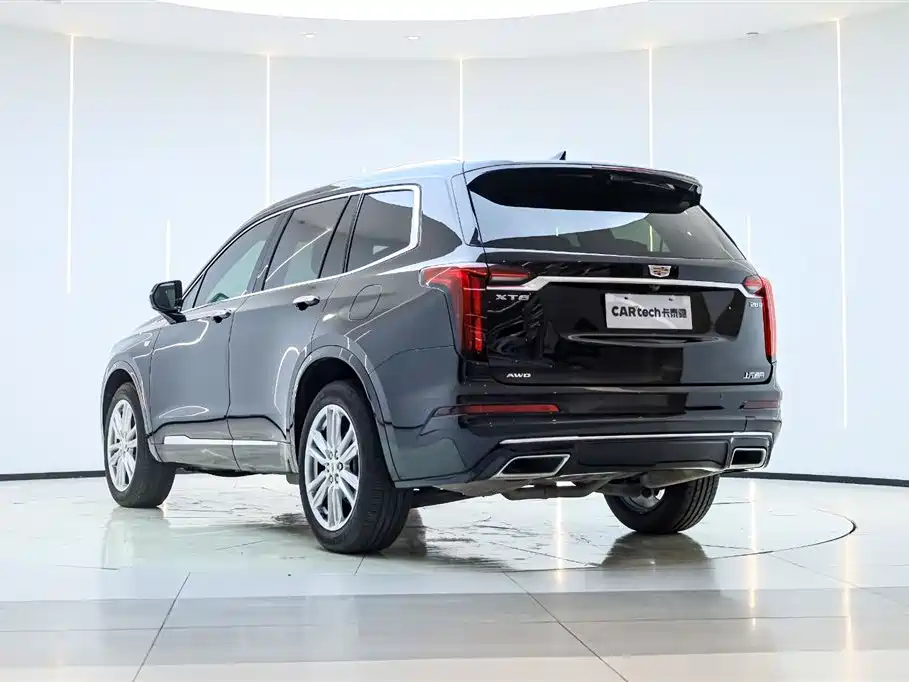Cadillac XT6 2023 — фото 3
