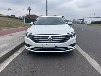 Volkswagen Sagitar 2022