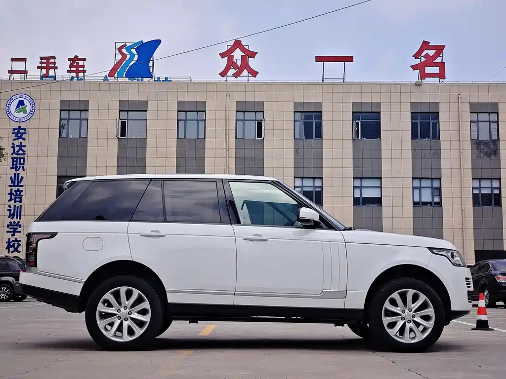 Land Rover Range Rover 2016