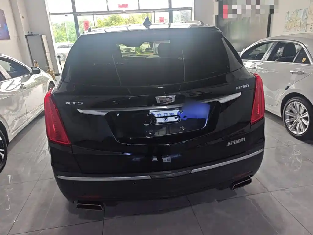 Cadillac XT5 2016