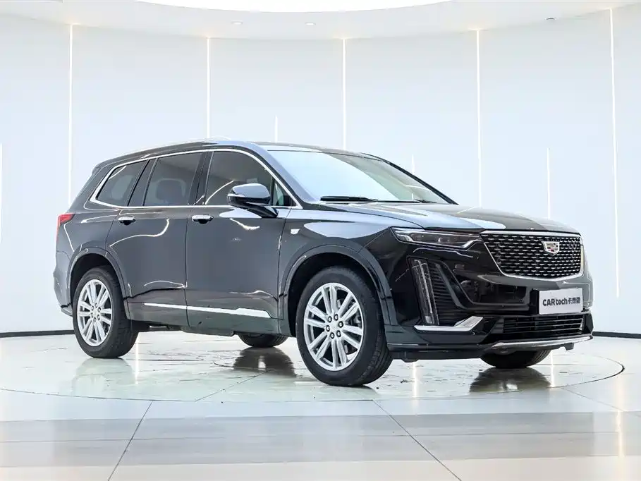 Cadillac XT6 2023 — фото 10