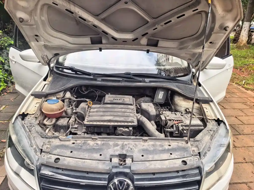 Volkswagen Jetta 2015 — фото 16