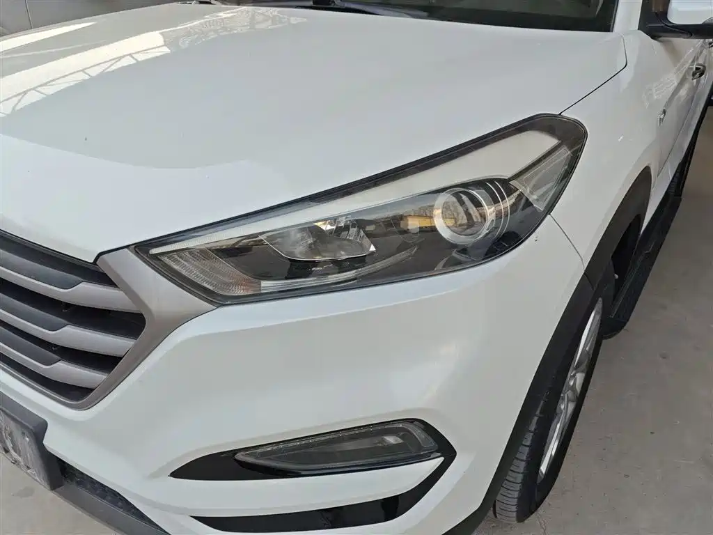 Hyundai Tucson 2016 — фото 18