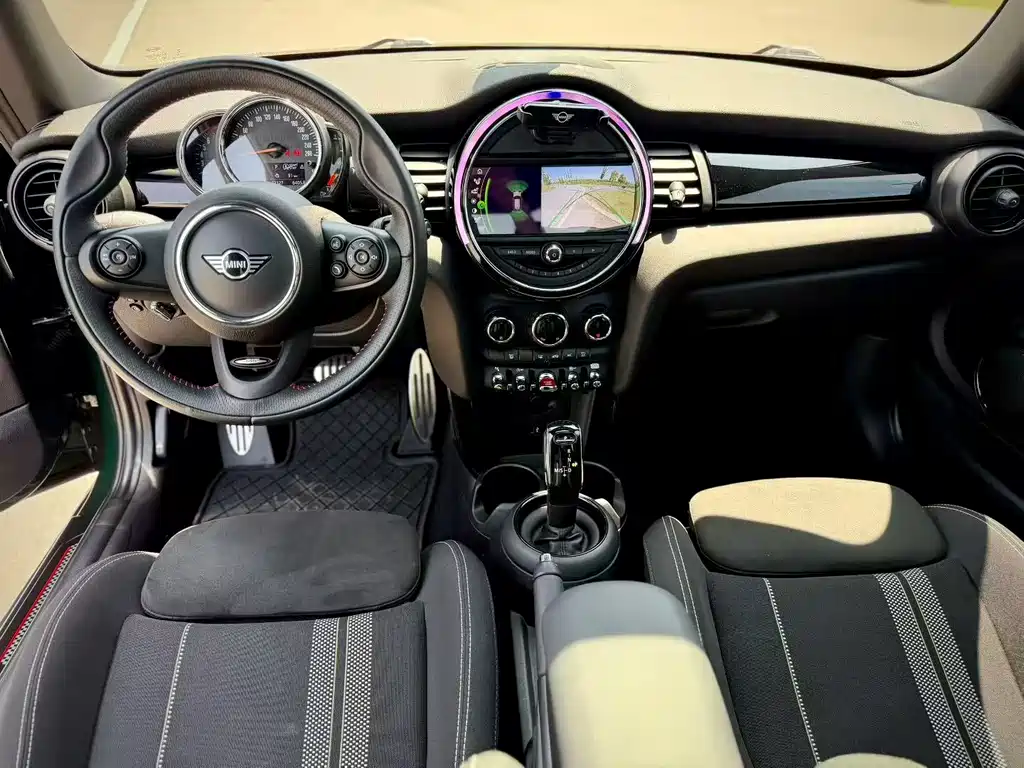 MINI MINI 2019