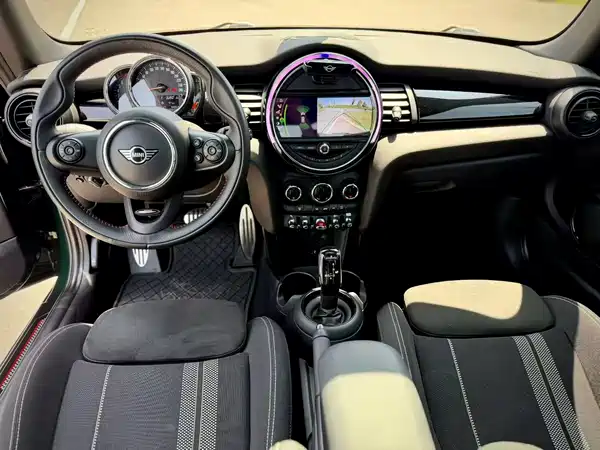 MINI 2019