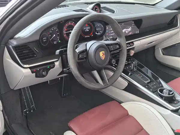Porsche 911 2022