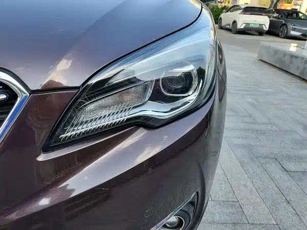 Buick Envision Plus 2018