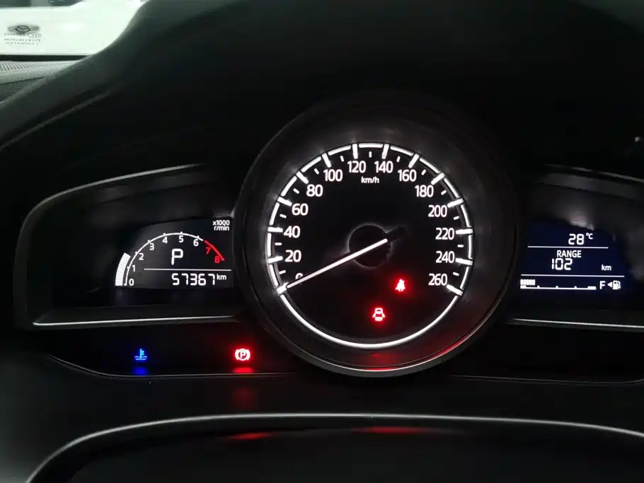 Mazda 3 Axela 2017 — фото 14