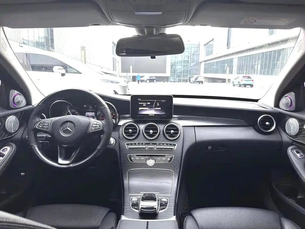 Mercedes-Benz C-Class 2018