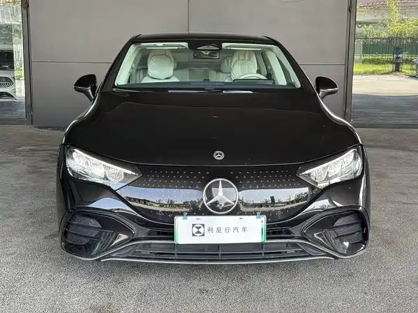 Mercedes-Benz EQE 2025