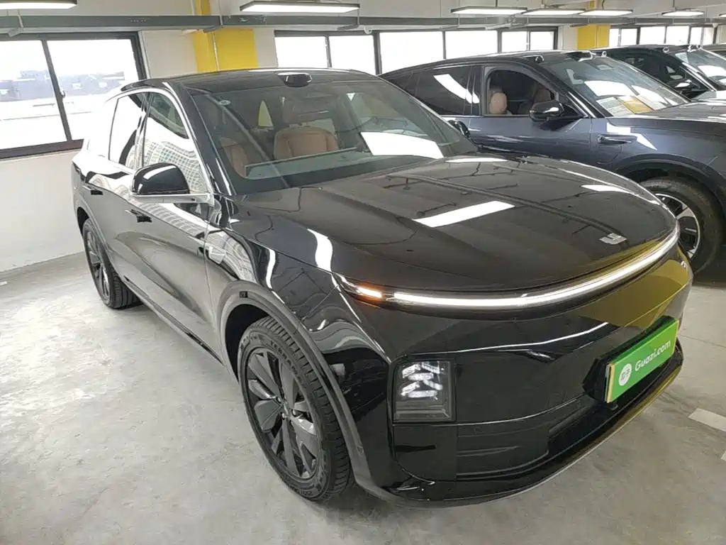 Li Auto Li L6 2025