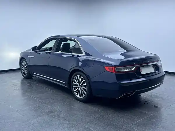 Lincoln Continental 2018