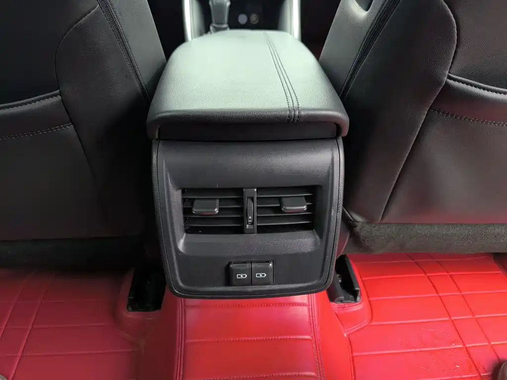 Toyota Avalon 2023 — фото 13