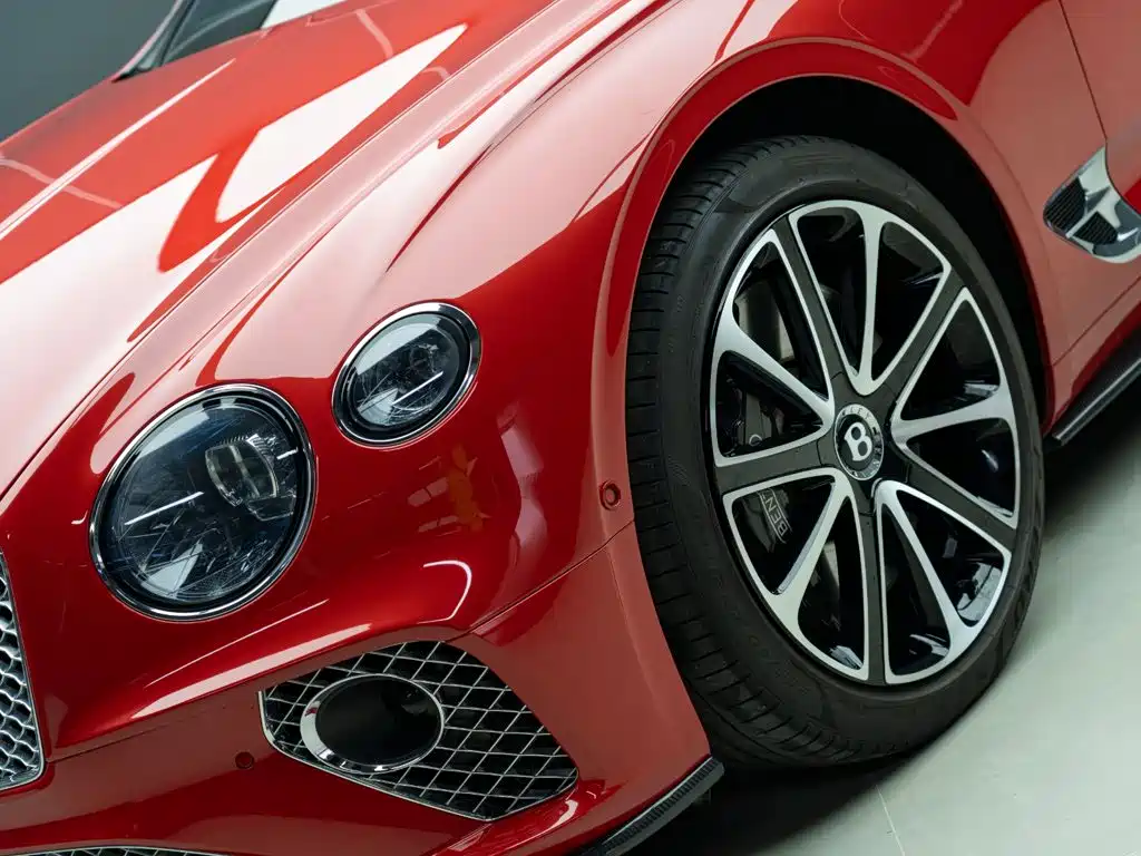 Bentley Continental 2023 — фото 3