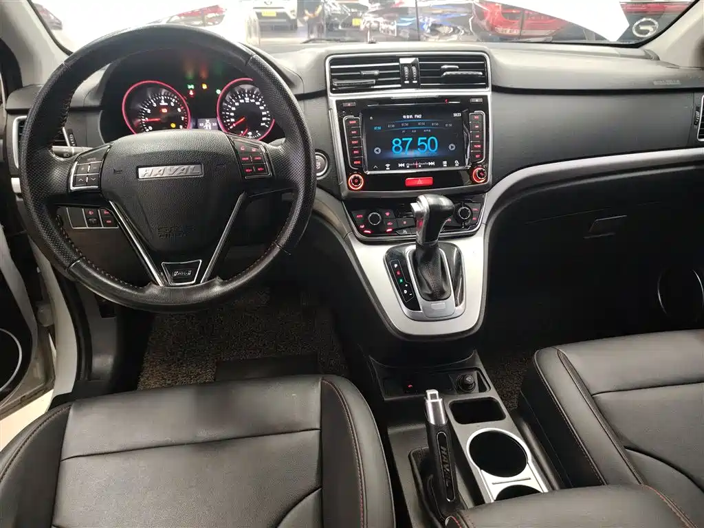 Haval M6 2018 — фото 10