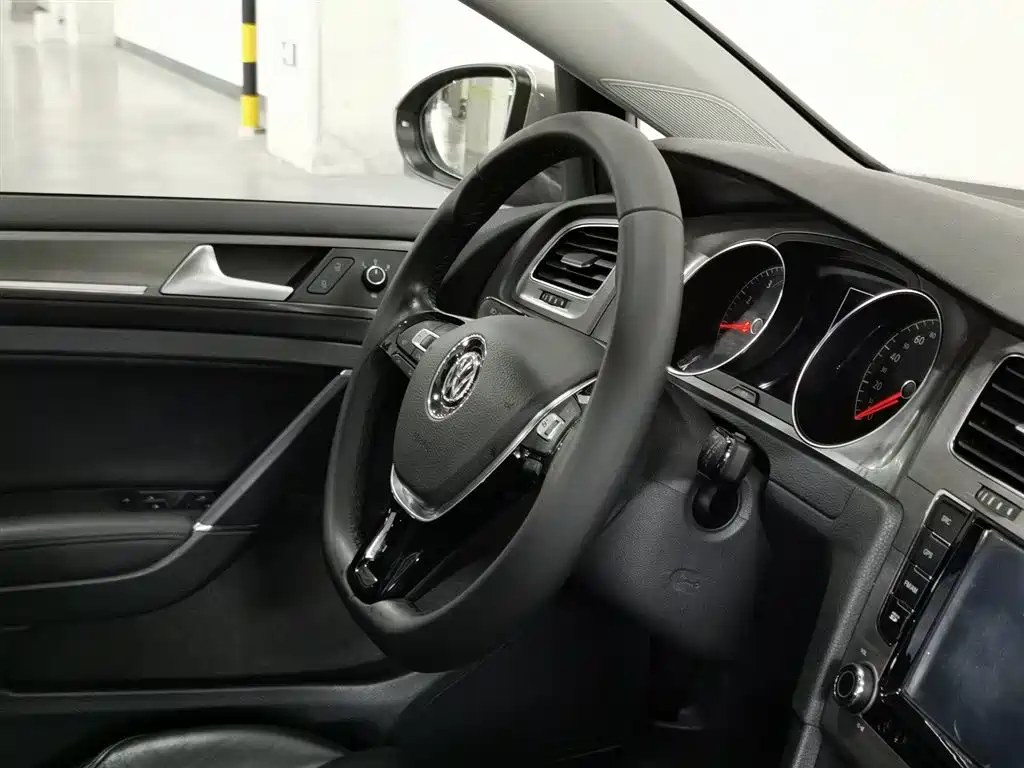 Volkswagen Golf 2015 — фото 22