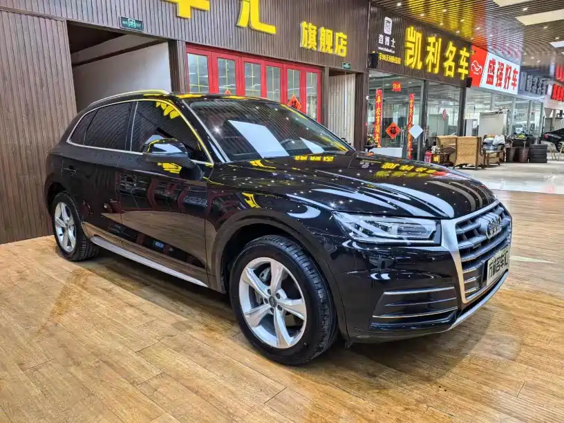 Audi Q5L 2019 — фото 3