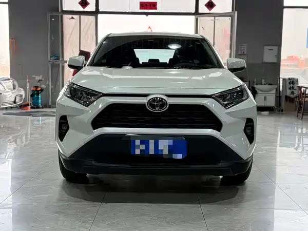 Toyota RAV4 2023