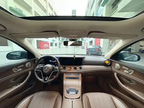 Mercedes-Benz E-Class 2021