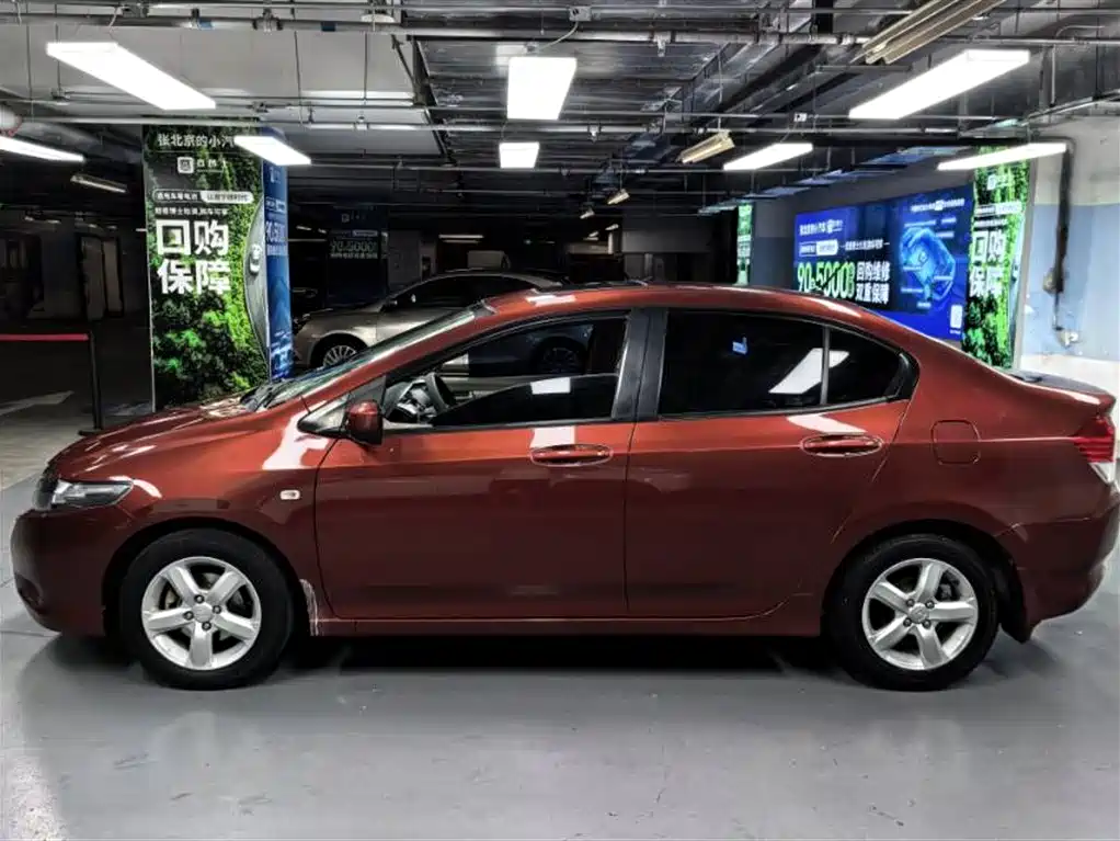 Honda City Classic 2011 — фото 10