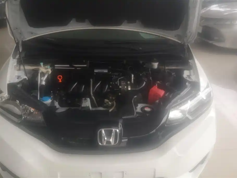Honda Fit 2017 — фото 10