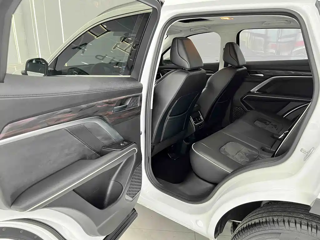 Haval H6 2023 — фото 13