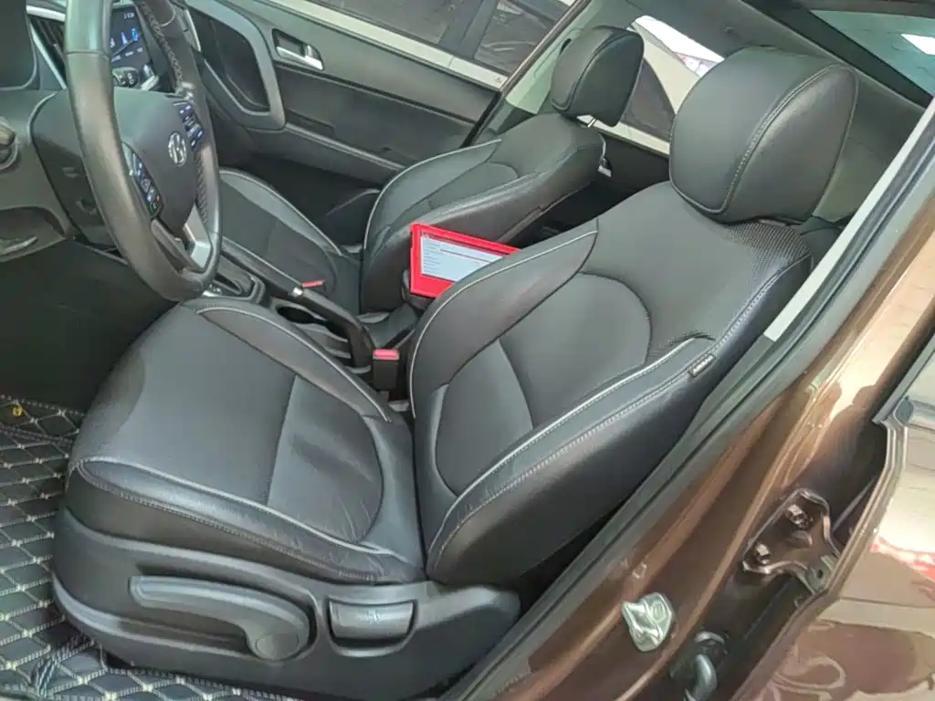 Hyundai ix25 2016 — фото 15