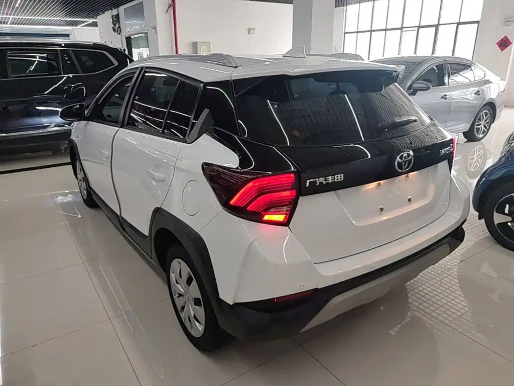 Toyota Yaris L 2019