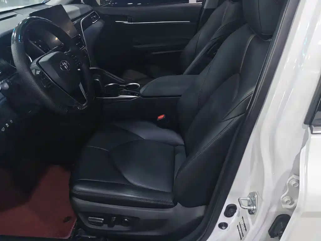 Toyota Camry 2023