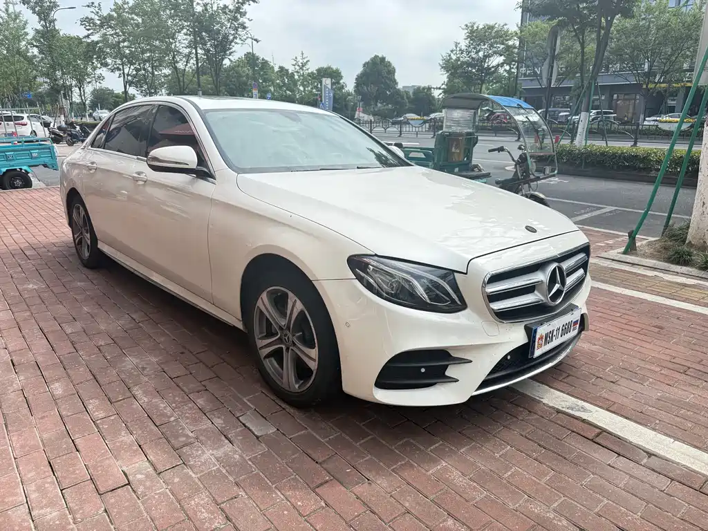 Mercedes-Benz E-Class 2019 — фото 2