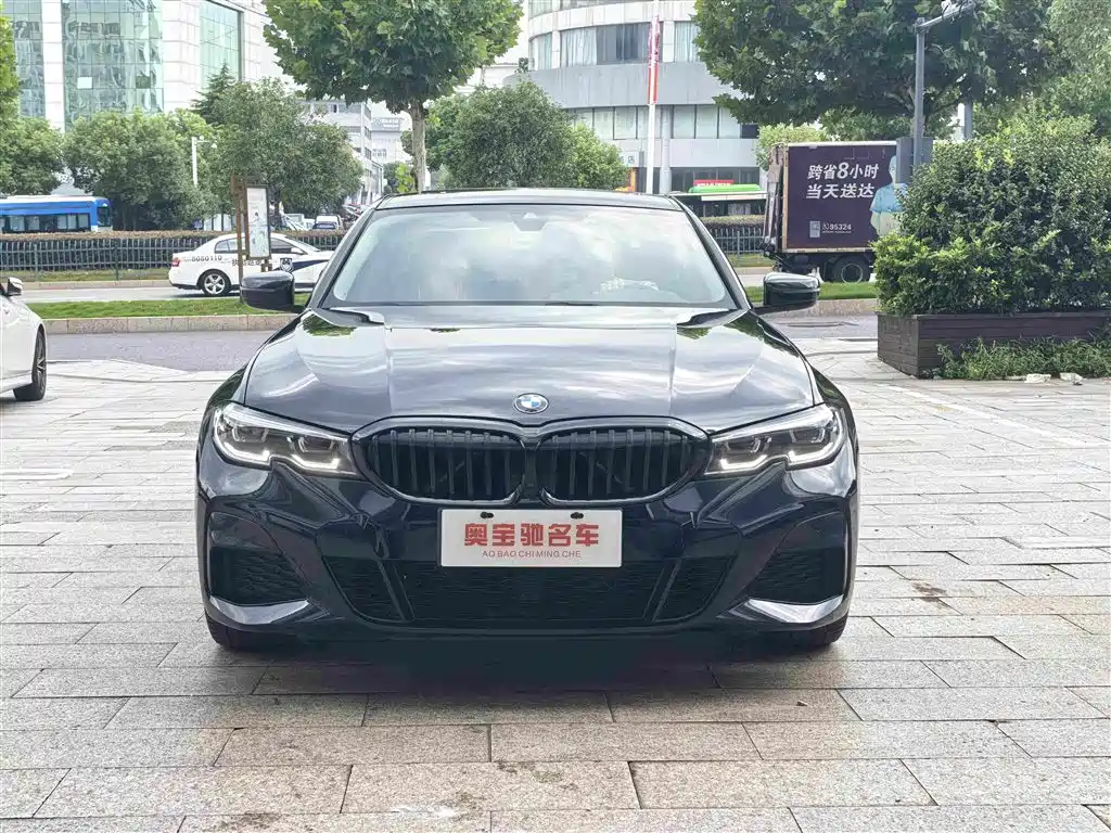 BMW 3 Series 2021