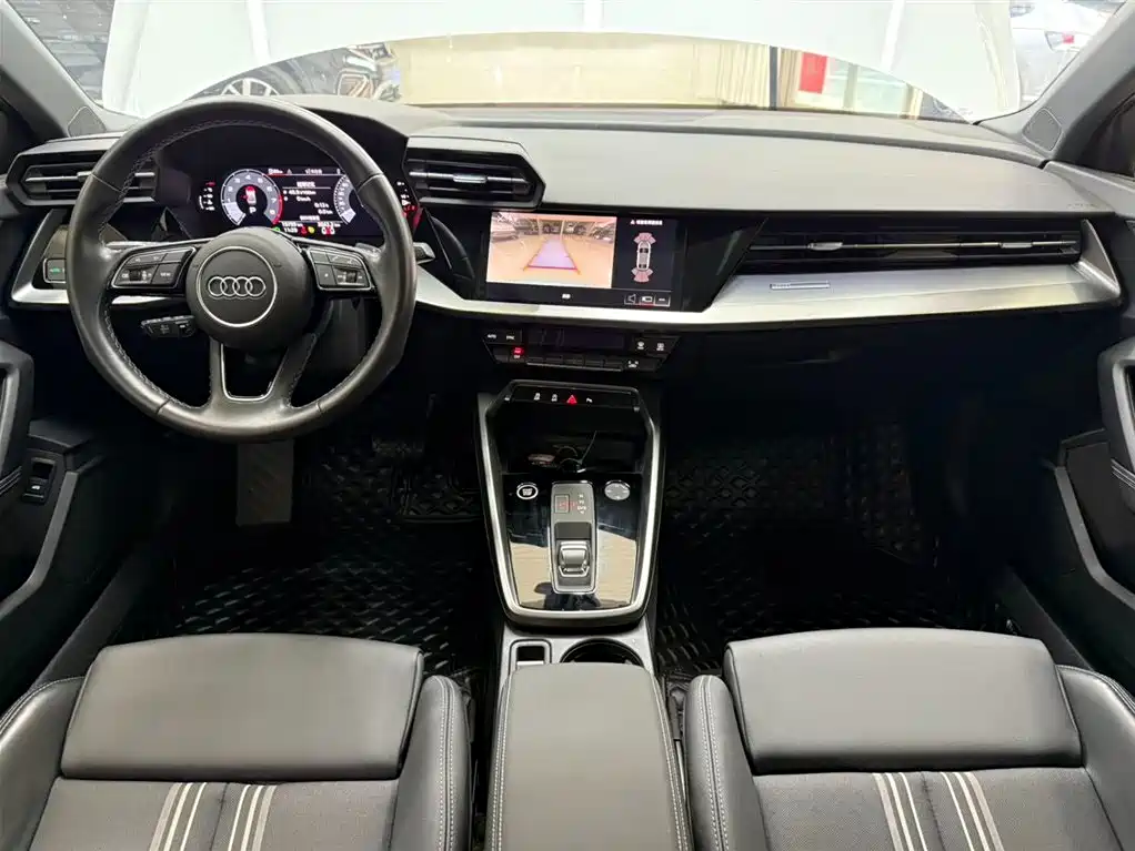 Audi A3 2023 — фото 20