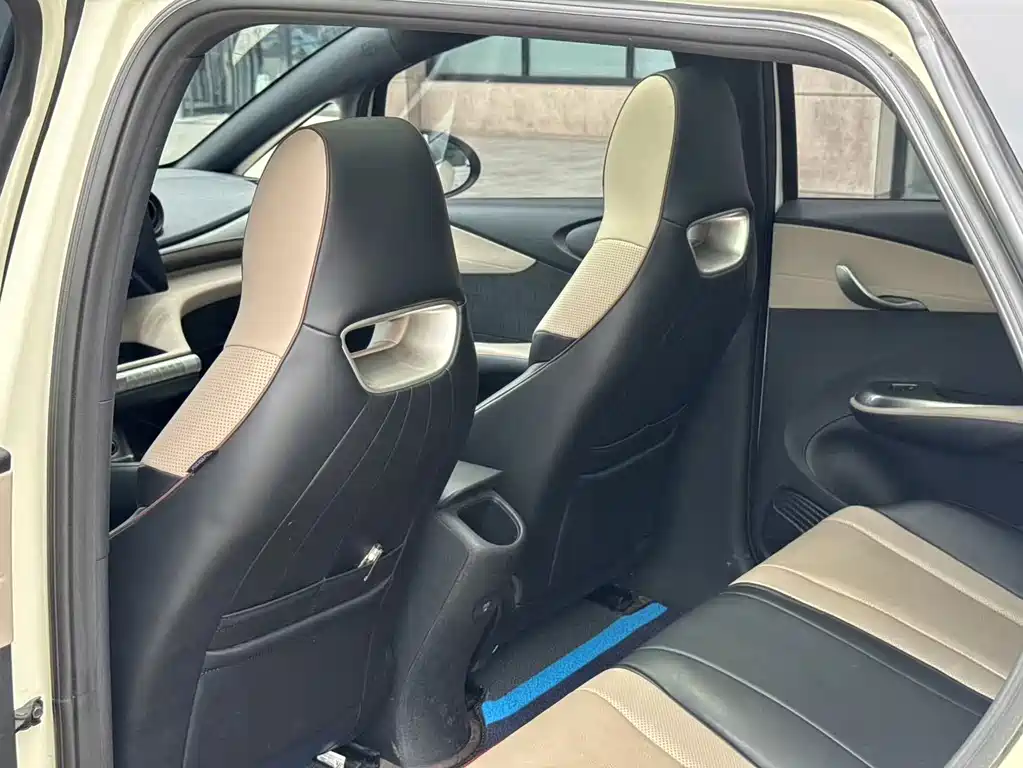 BYD Dolphin 2023 — фото 15