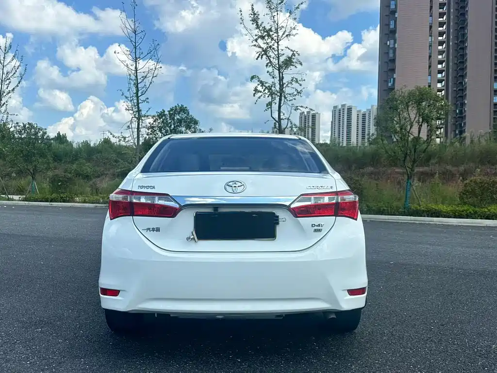 Toyota Corolla 2017 — фото 8