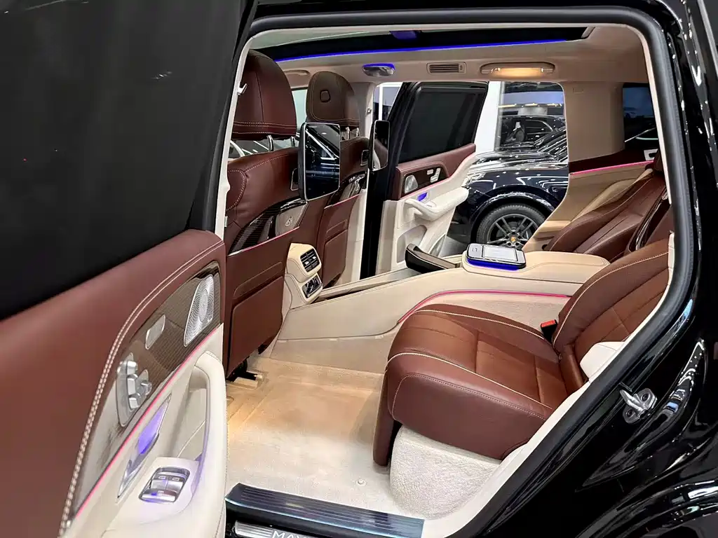 Mercedes-Benz Maybach GLS 2021 — фото 7
