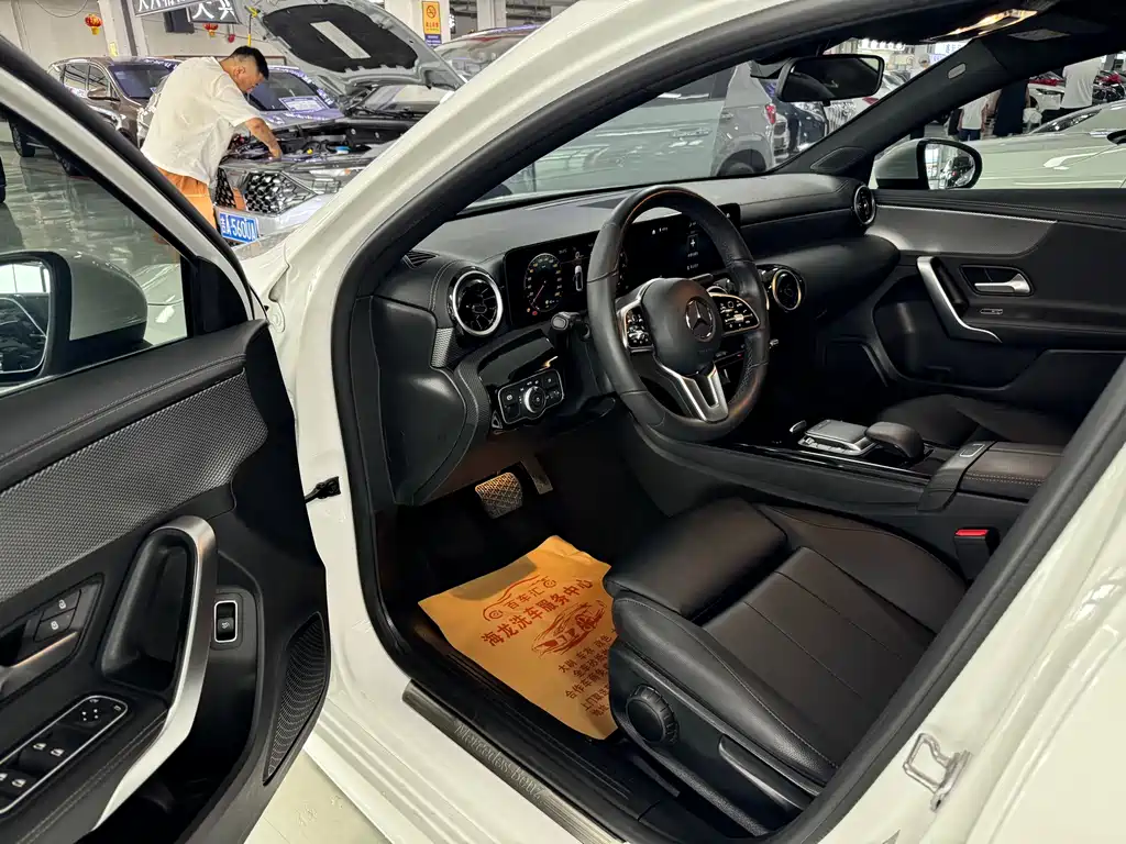 Mercedes-Benz A-Class 2023
