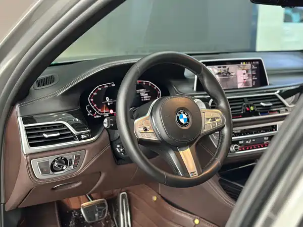 BMW 7 Series 2019