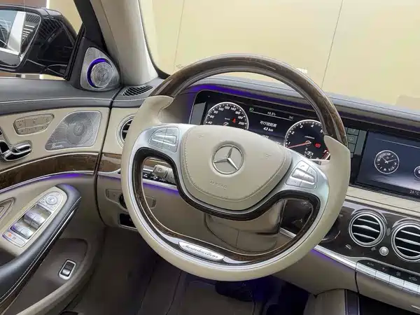 Mercedes-Benz Maybach S-Class 2015