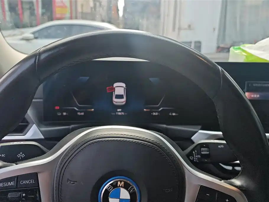 BMW i3 2023 — фото 13