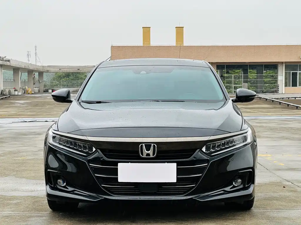 Honda Accord 2023 — фото 2