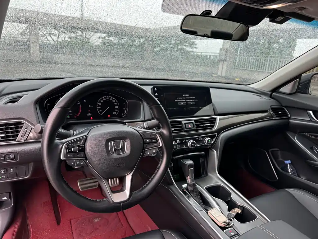Honda Accord 2023 — фото 10