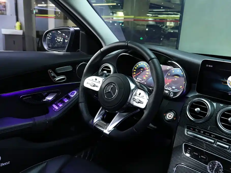 Mercedes-Benz C-Class 2019 — фото 17