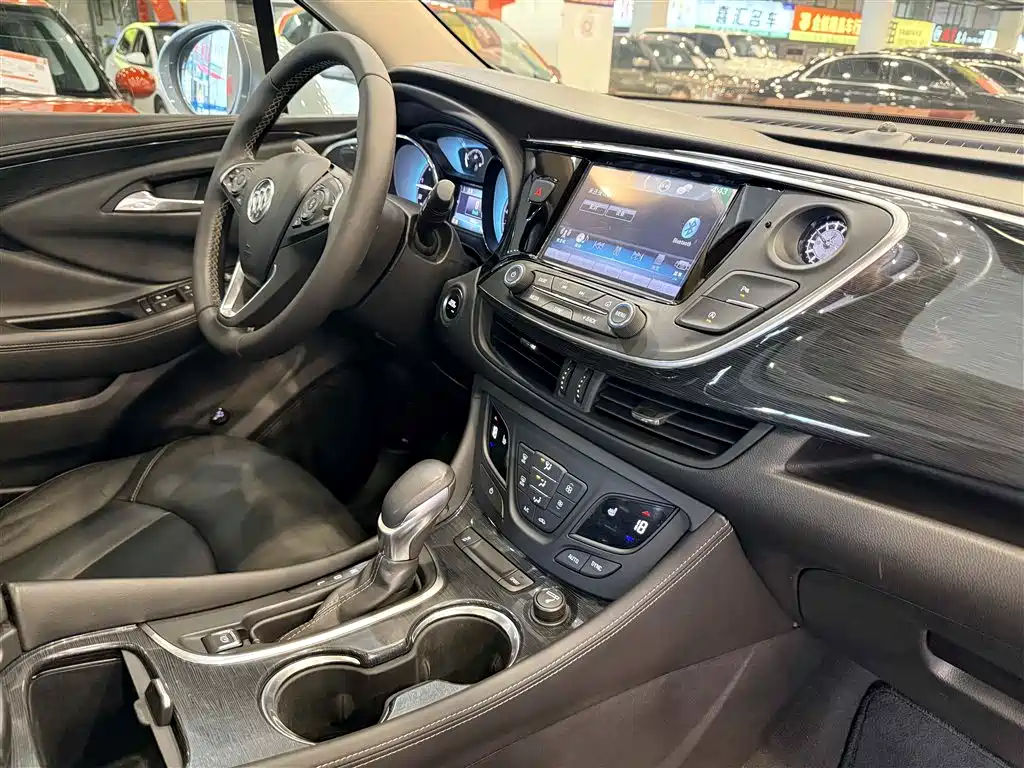 Buick Envision Plus 2017 — фото 33