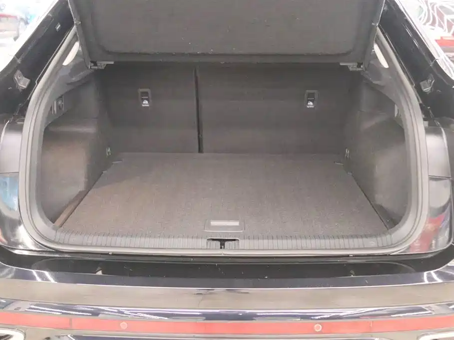Volkswagen Tiguan X 2021 — фото 17