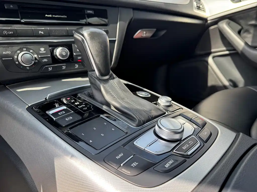 Audi A6L 2016 — фото 6